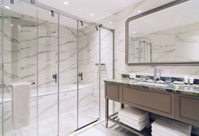 سوییت, Titanic Chaussee Berlin