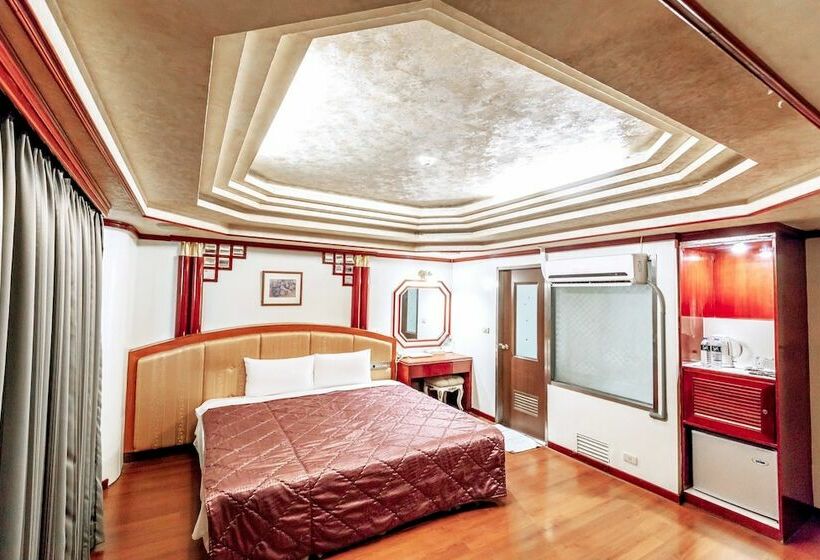 اتاق لوکس, Mou Hotel Luchuan