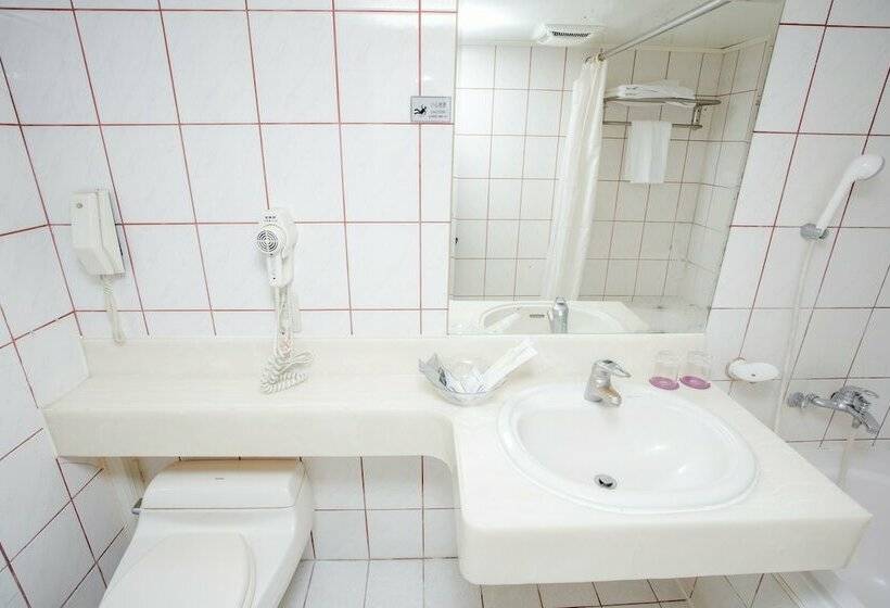 اتاق لوکس, Mou Hotel Luchuan