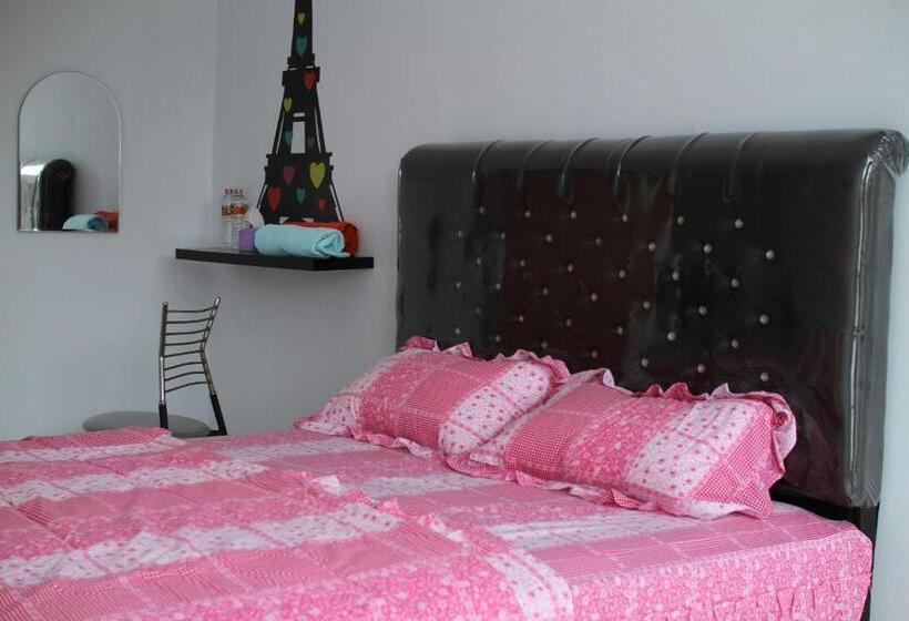 Cameră Deluxe, Just Inn