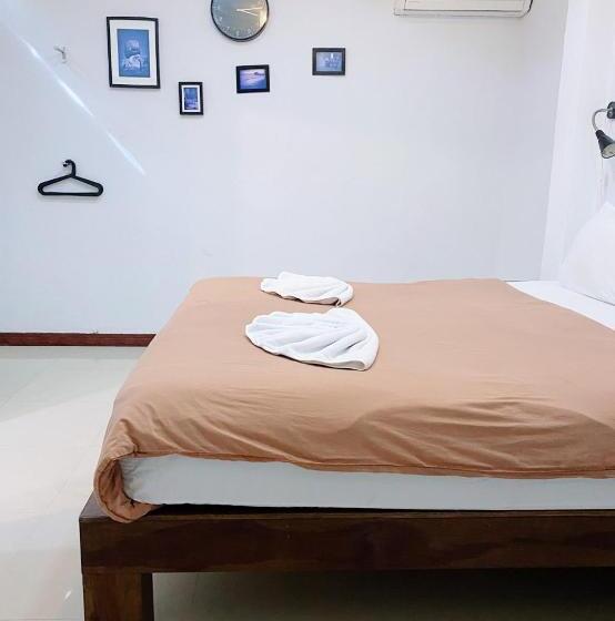 两卧家庭套房, The Reef Hotel & Studios