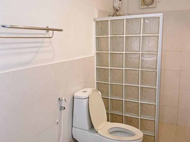 豪华房间, The Reef Hotel & Studios