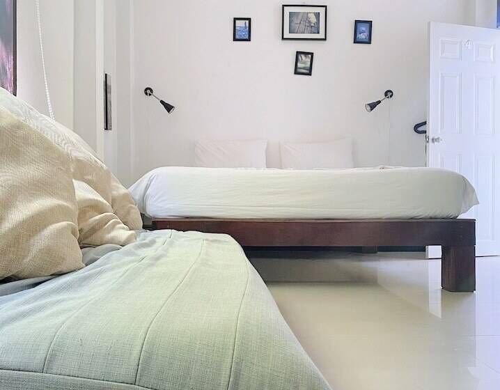 豪华家庭房间, The Reef Hotel & Studios