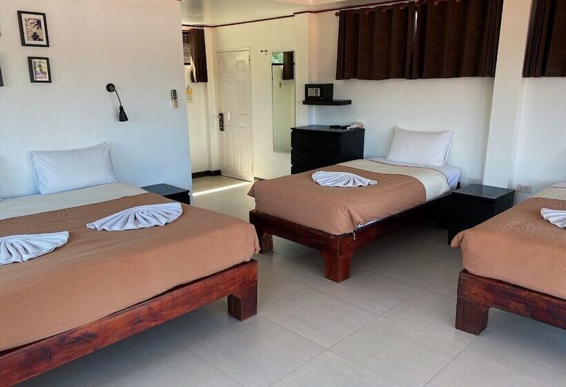 豪华家庭房间, The Reef Hotel & Studios