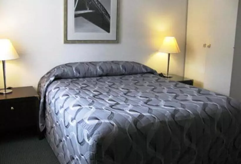 デラックスルーム, The Wayfarer Motel
