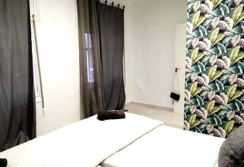 اتاق استاندارد, La Marina