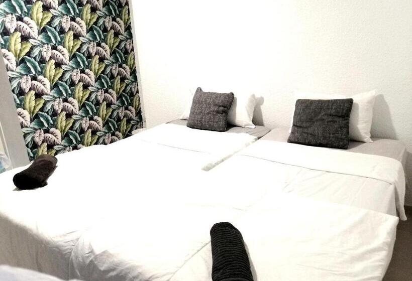 اتاق استاندارد, La Marina