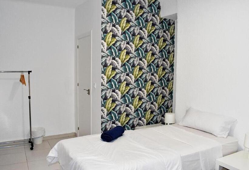 اتاق استاندارد, La Marina