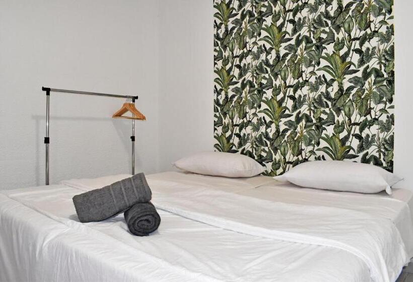 اتاق استاندارد, La Marina