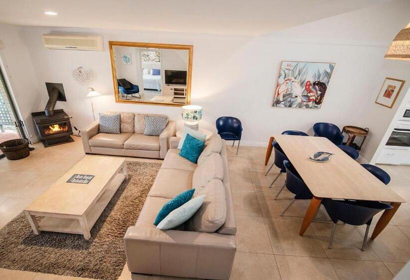 豪华三卧别墅, Bayshore Beachside Resort