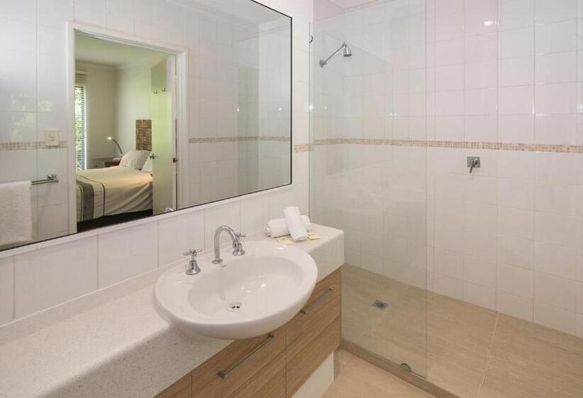 带大床的标准间, Bayshore Beachside Resort