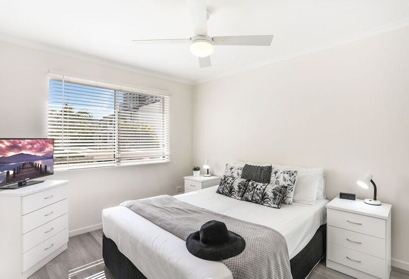 침실 2개 아파트, Chidori Court