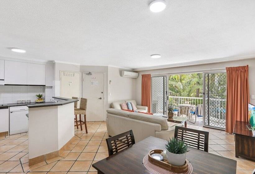 침실 2개 아파트, Chidori Court