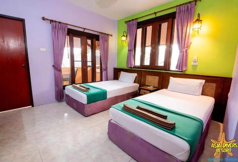 اتاق راحتی, Asia Divers Resort