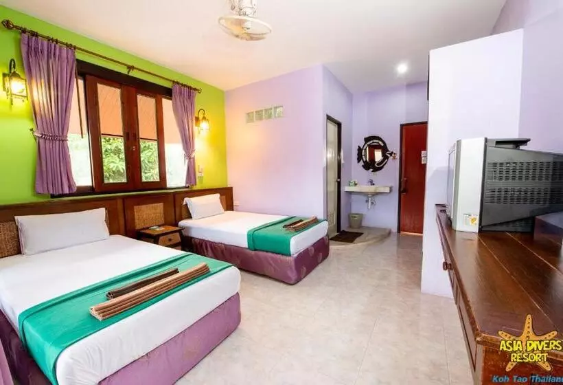 اتاق راحتی, Asia Divers Resort