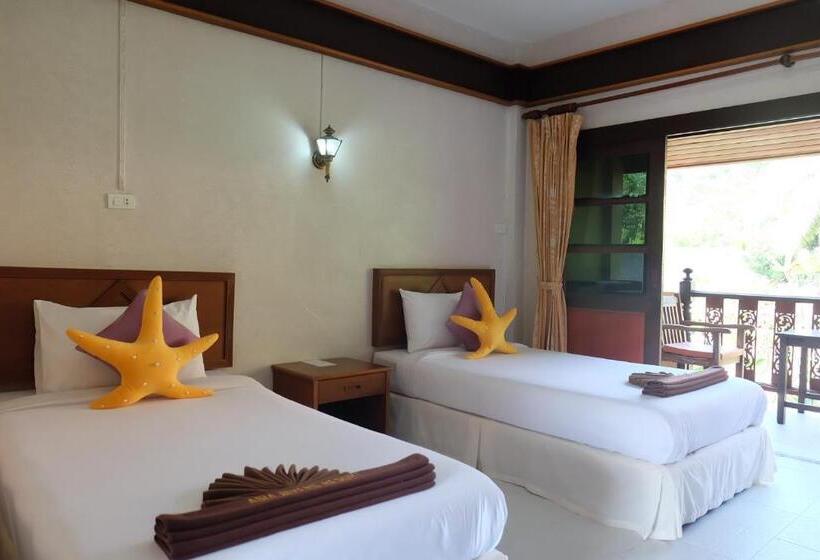 Номер Superior, Asia Divers Resort