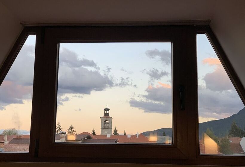 غرفة قياسية, Asteri Bansko