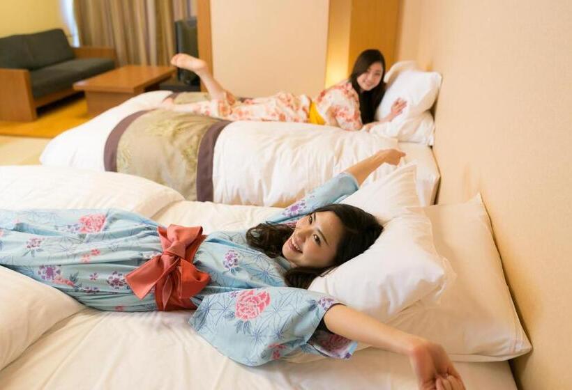 غرفة ديلوكس عائلية, Biwako Ryokusuitei