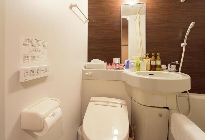 غرفة قياسية مطلّة علي البحيرة, Biwako Ryokusuitei