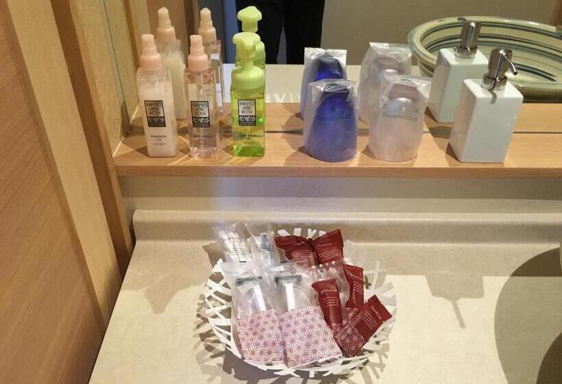 غرفة ديلوكس مطلة على البحيرة, Biwako Ryokusuitei