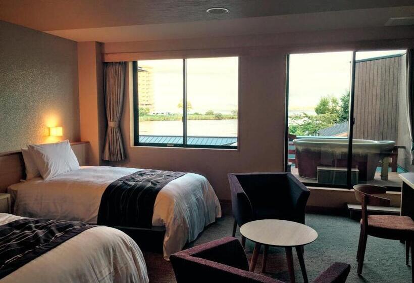 غرفة ديلوكس مطلة على البحيرة, Biwako Ryokusuitei