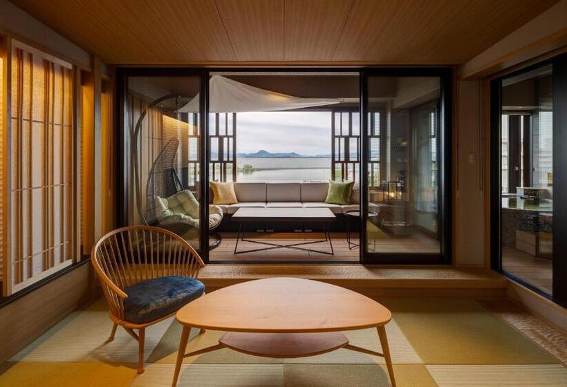 غرفة عائلية, Biwako Ryokusuitei