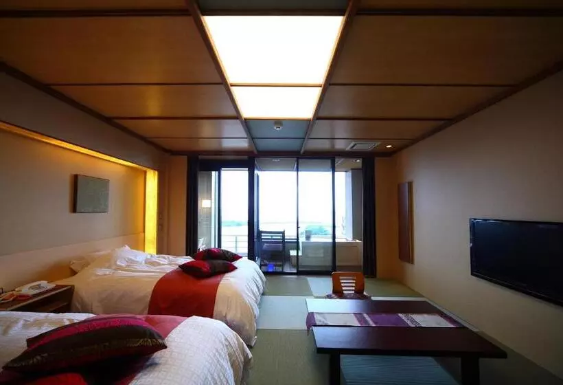 スーペリアの４人部屋, Biwako Ryokusuitei