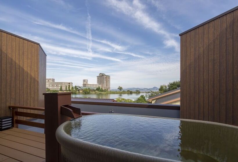 غرفة ديلوكس مطلة على البحيرة, Biwako Ryokusuitei