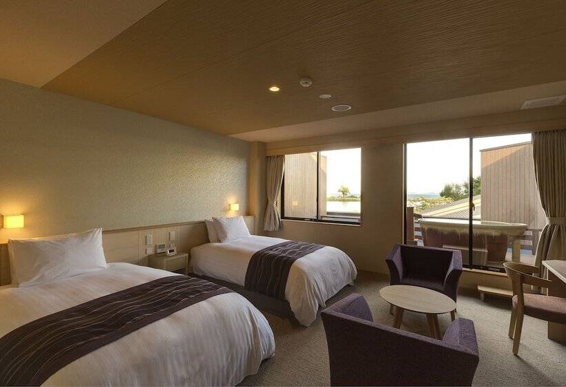 غرفة ديلوكس مطلة على البحيرة, Biwako Ryokusuitei
