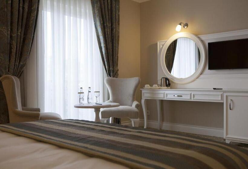 اتاق لوکس, Luxor Garden