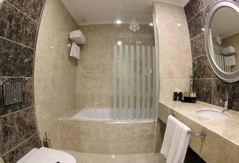 اتاق لوکس, Luxor Garden