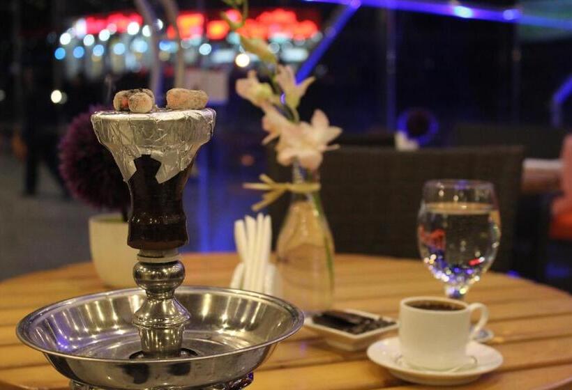 StandaardKamer, Meneur