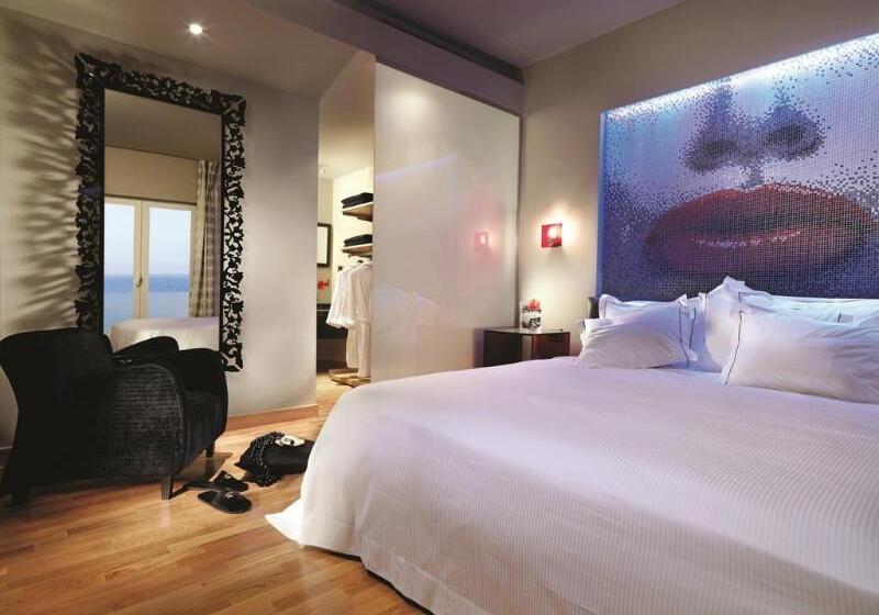 Люкс 2 Спальни, Out Of The Blue Resort & Spa
