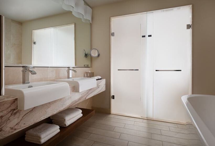 سوئیت جونیور با چشم‌انداز کوهستان, Park Chalet, Shahdag, Autograph Collection