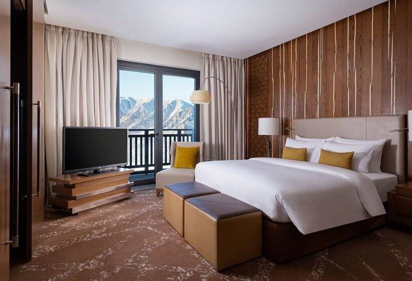 سوئیت جونیور با چشم‌انداز کوهستان, Park Chalet, Shahdag, Autograph Collection