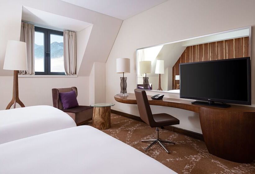 Deluxe Room Mountain View, Park Chalet, Shahdag, Autograph Collection