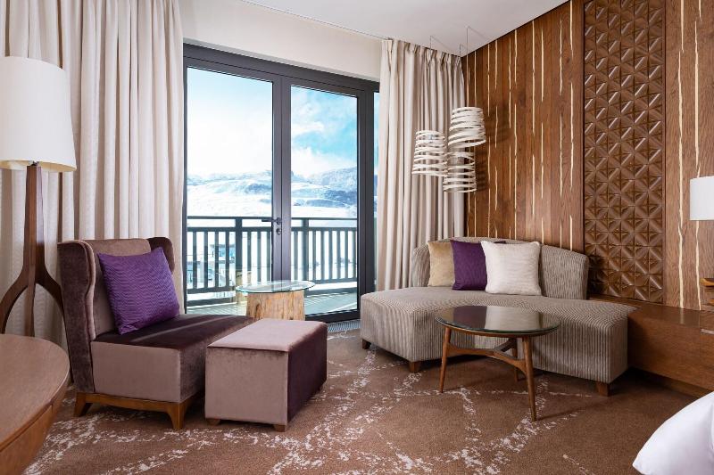 اتاق لوکس با چشم‌انداز, Park Chalet, Shahdag, Autograph Collection