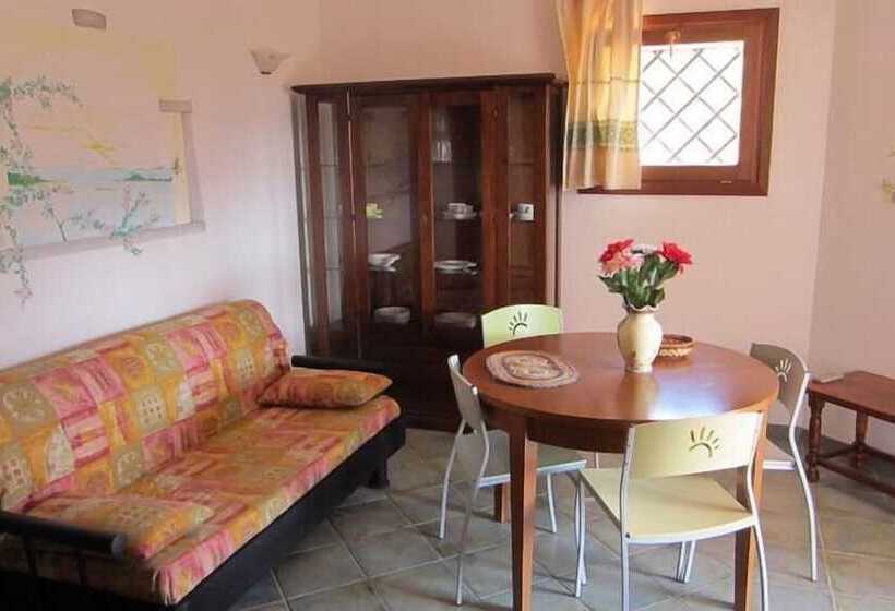 דירת חדר אקונומי, Vallemare Residence E Studios