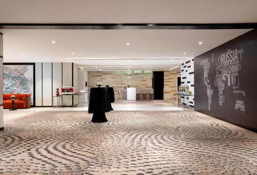 스탠다드 룸 킹사이즈 침대, Le Méridien Dhaka