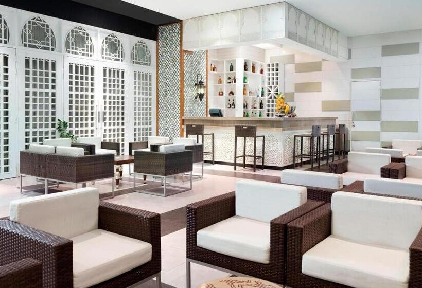 주니어 스위트 킹사이즈 침대, Le Méridien Dhaka