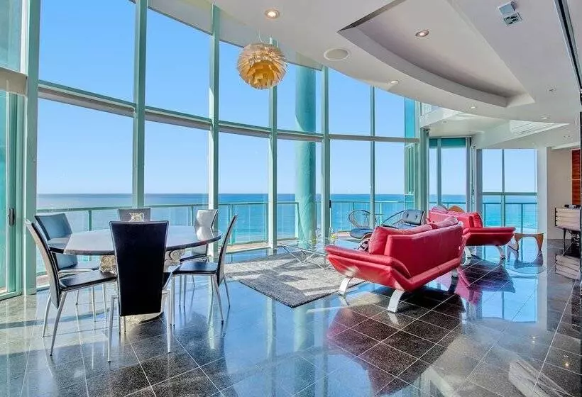 1ベッドルームペントハウスアパート, The Waterford On Main Beach