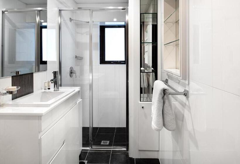 سوییت, Veriu Randwick