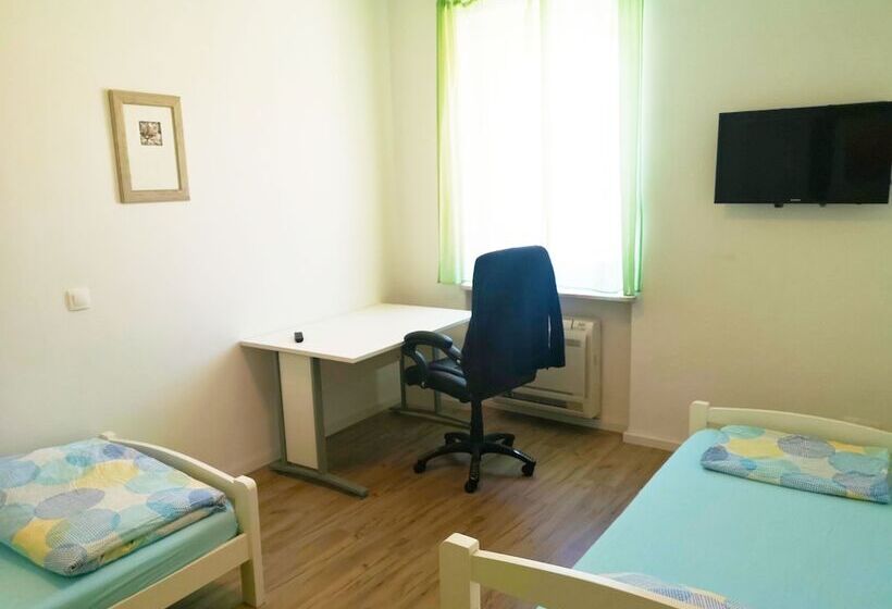 스탠다드 룸 공동 욕실, Chillax Rooms