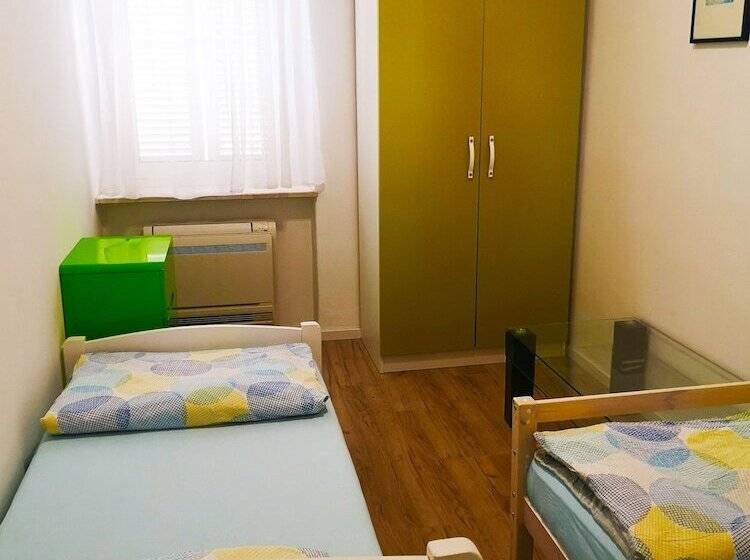 스탠다드 룸 공동 욕실, Chillax Rooms