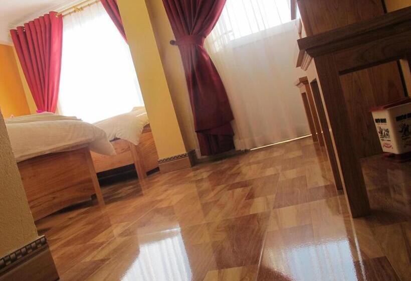 اتاق استاندارد با چشم‌انداز کوهستان, Sapa Backpacker Hostel