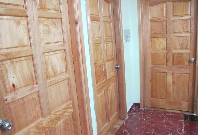 اتاق استاندارد با چشم‌انداز کوهستان, Sapa Backpacker Hostel
