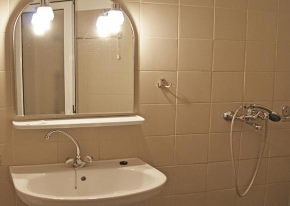 스탠다드 스튜디오, Neon Studios