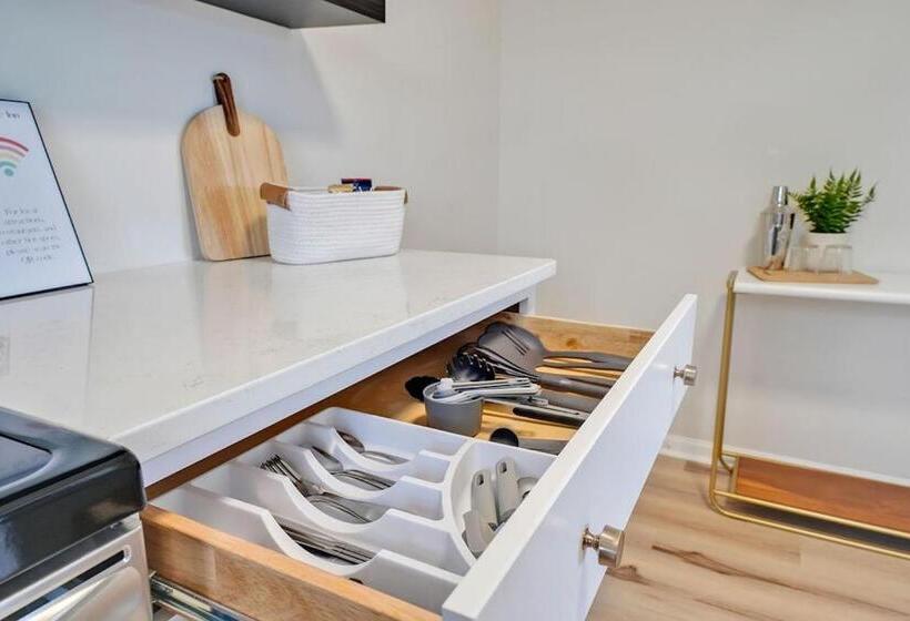 Люкс Кровать Кинг, The Starlite Inn