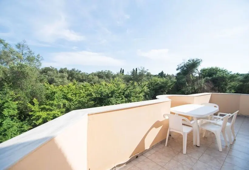 Chambre Familiale, Sandy Beach Annexe