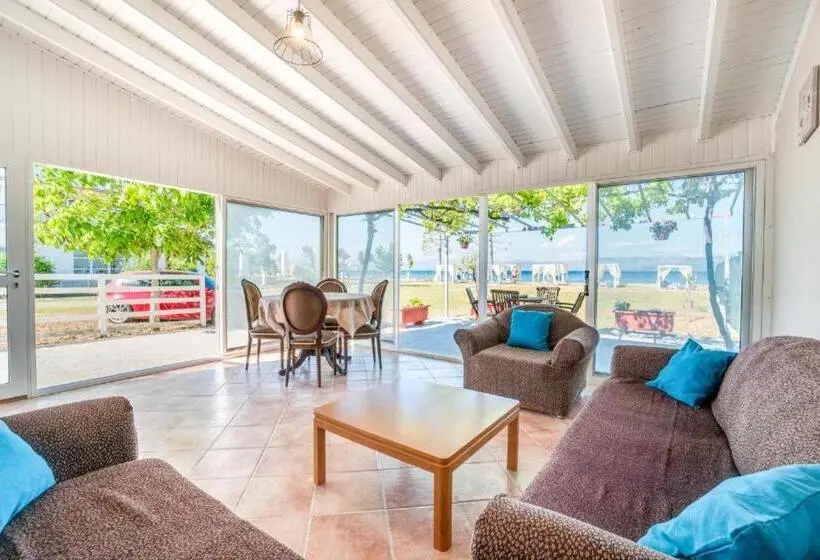 Appartement 1 Chambre Rez-de-Chaussée, Sandy Beach Annexe
